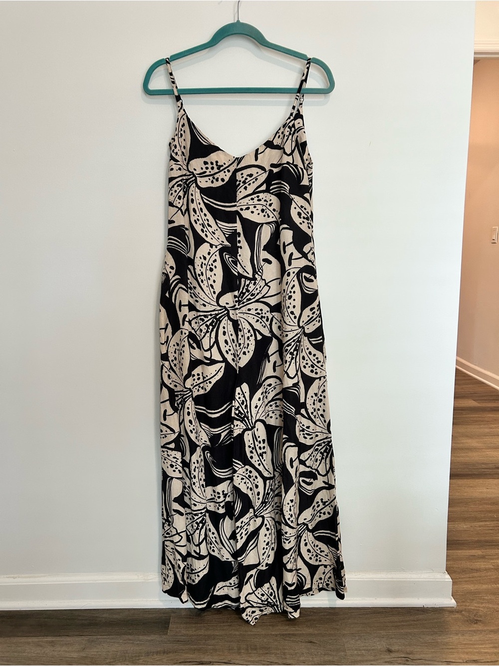 Mixed by Nasrin wide leg Lani linen jumpsuit Cala lily print